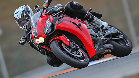 Pirelli Diablo Rosso - p�t milion� na kont�!
