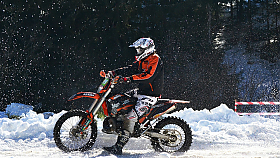 I v zim� jezd�te na motorce?