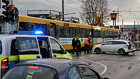 Dopravn� nehoda. Kdy p�ivolat policii?
