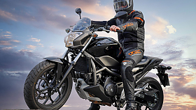 Mu�ky a motork��i
