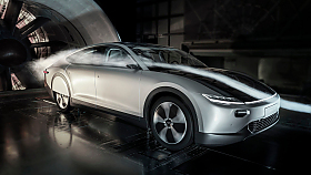 Pneu Bridgestone a sol�rn� Lightyear One