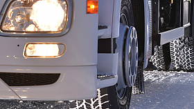 Goodyear. Zim�ky pro n�kla��ky