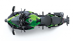 Nov� Kawasaki Ninja dost�vaj� pneu Battlax S22