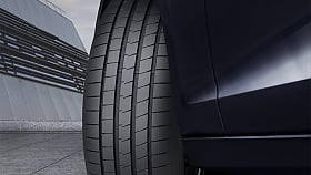 V�t�z test�: Goodyear Eagle F1 Asymmetric 6