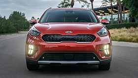 Kia Niro vyj�d� na pneu Continental EcoContact 6 Q