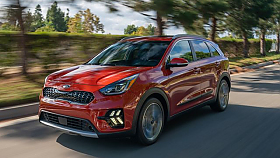 Kia Niro vyj�d� na pneu Continental EcoContact 6 Q