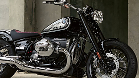 Jen pro skute�n� nad�ence - BMW R nineT 100 Years a R 18 100 Years