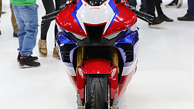 Motocykl Praha 2023 - mal� ohl�dnut� slovem i obrazem