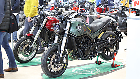 Motocykl Praha 2023 - mal� ohl�dnut� slovem i obrazem