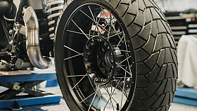 Bridgestone Battlax AX41S