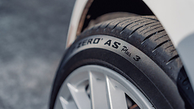 P�edstavujeme: Pirelli P Zero AS Plus 3