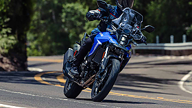 P�ij�d� nov� Suzuki V-Storm 800