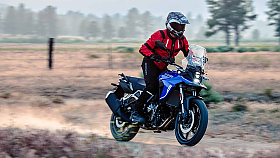 P�ij�d� nov� Suzuki V-Storm 800