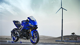 European Cup Yamaha R3 bLU cRU pro mlad� jezdce