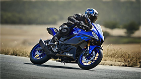 European Cup Yamaha R3 bLU cRU pro mlad� jezdce
