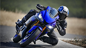 European Cup Yamaha R3 bLU cRU pro mlad� jezdce