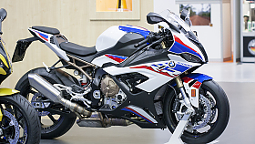 Des�t� Motosalon 2019 (p�edev��m) obrazem