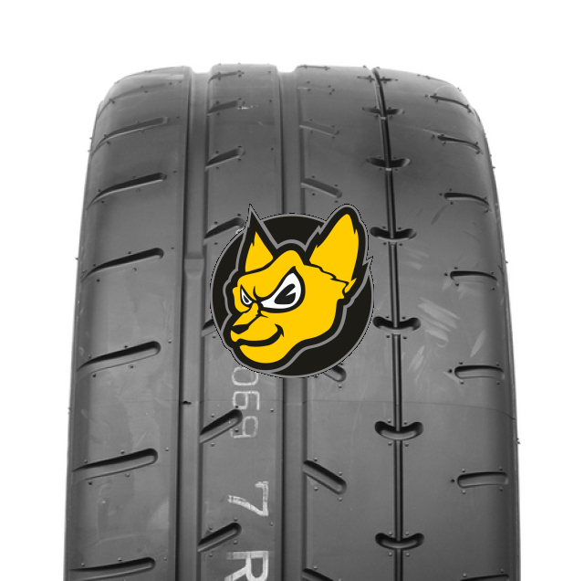 Yokohama A052 Advan 235/45 R17 97W XL Semi-slick